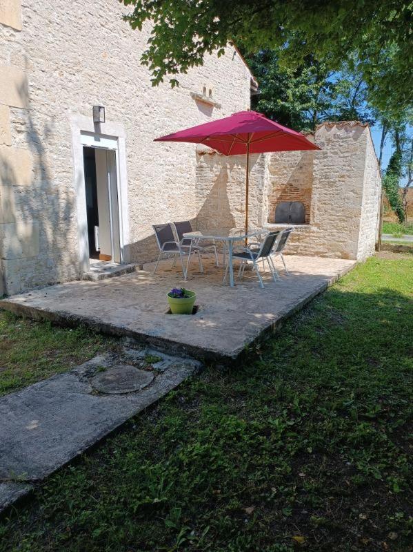 La Petite Maison Matha Exteriér fotografie
